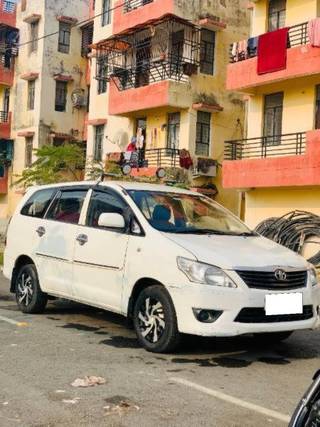 Toyota Innova Toyota Innova 2.5 G (Diesel) 7 Seater BS IV