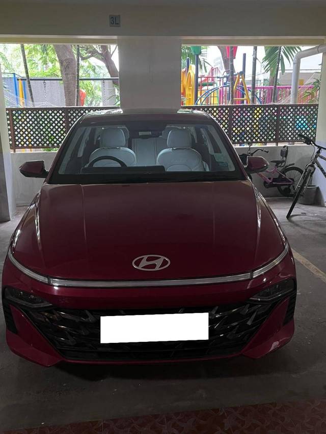 https://images10.gaadi.com/usedcar_image/4316873/original/processed_0aff1dcd863831e65dbfb0570bef99a6.jpg?imwidth=6400