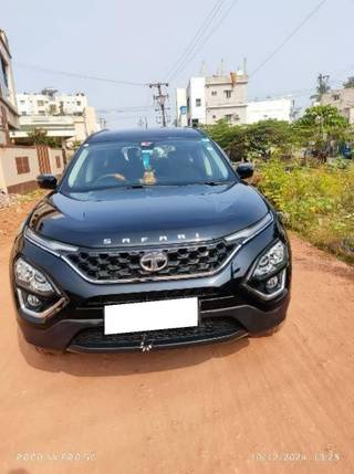 Tata Safari 2021-2023 Tata Safari XT Plus Dark Edition BSVI