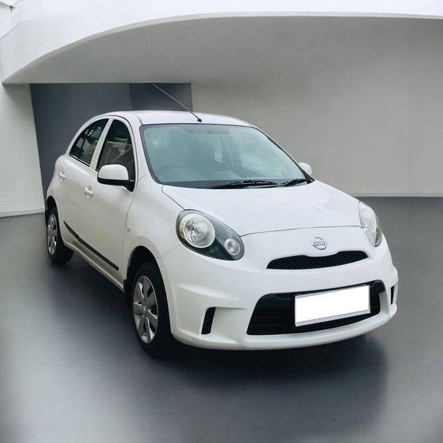 https://images10.gaadi.com/usedcar_image/4317020/original/processed_2dd6177bf054d410045e7c80a9293d3e.jpg?imwidth=6401