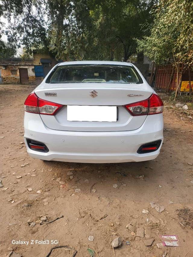 https://images10.gaadi.com/usedcar_image/4317054/original/processed_0045481b3ca97ee956169003403f6b2b.jpg?imwidth=6402