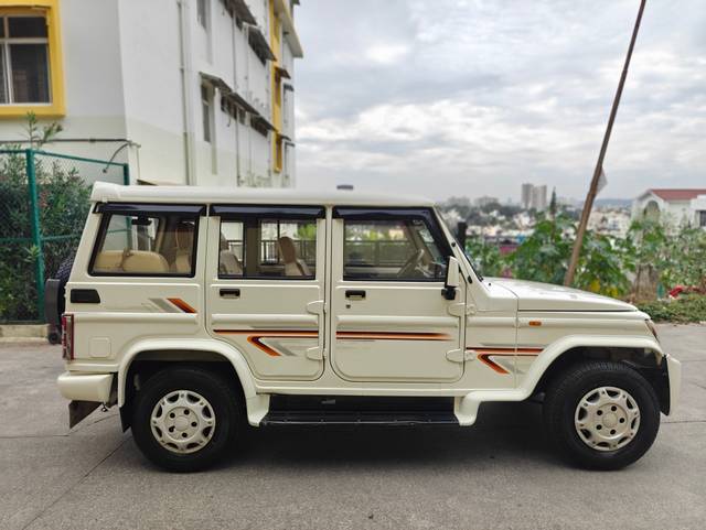 https://images10.gaadi.com/usedcar_image/4317100/original/3133fcb027eebb5a42e0e5da3d0165ad.jpg?imwidth=6401