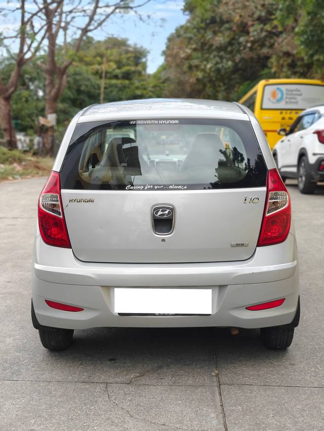 https://images10.gaadi.com/usedcar_image/4317104/original/processed_bc2f57d51a34a22816afb3df8a580bb5.jpg?imwidth=6402