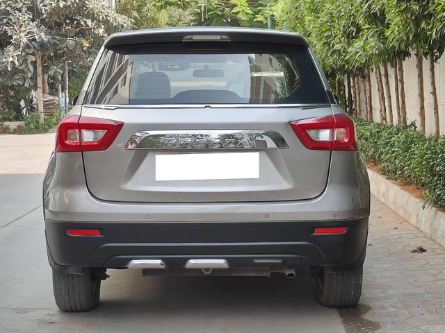 https://images10.gaadi.com/usedcar_image/4317139/original/processed_74f0e3a8fafca102c5e5c7989e37fbc5.jpg?imwidth=6402