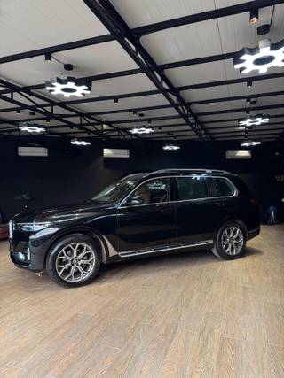 BMW X7 2019-2023 BMW X7 xDrive30d DPE Signature