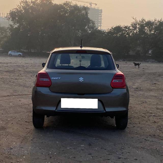 https://images10.gaadi.com/usedcar_image/4317275/original/processed_b23d44246e9e2ae925bf2ff442072924.jpg?imwidth=6402