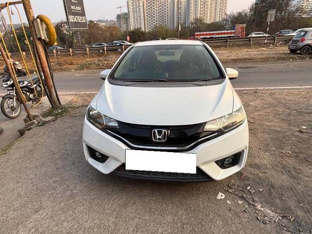 https://images10.gaadi.com/usedcar_image/4317412/original/52eeb6649c930deedfb86cce60da3716.jpeg?imwidth=6400