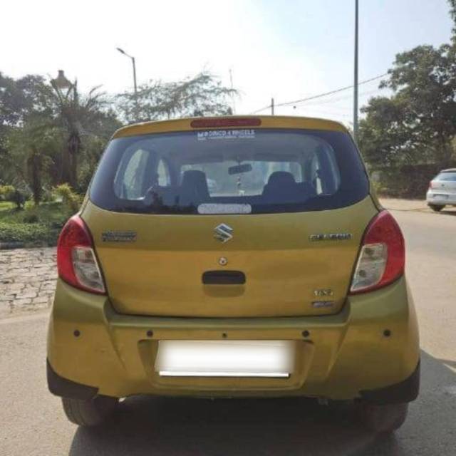 https://images10.gaadi.com/usedcar_image/4317452/original/processed_ee185dc66953e8008f848a00f9d8e8bc.jpg?imwidth=6401