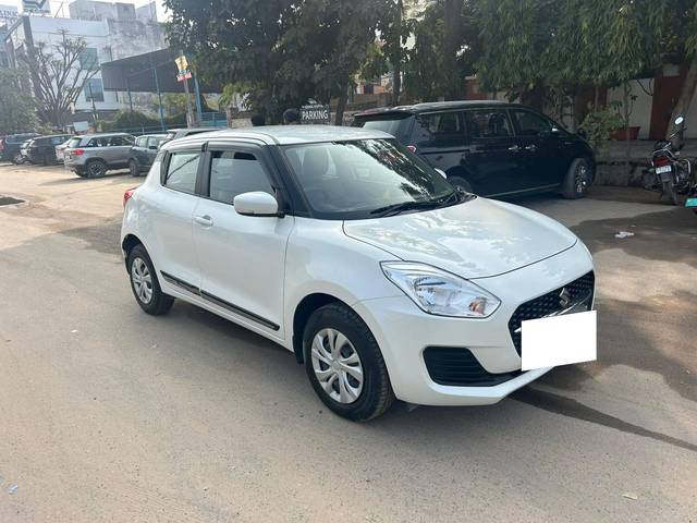 https://images10.gaadi.com/usedcar_image/4317497/original/processed_e8f45753d59a9a27f4ae8769a514b6ce.jpg?imwidth=6400