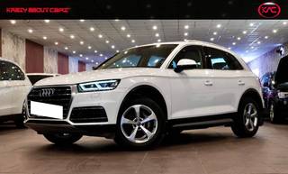 Audi Q5 2018-2020 Audi Q5 45 TFSI Technology