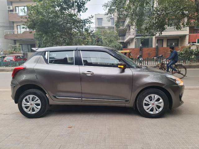 https://images10.gaadi.com/usedcar_image/4317561/original/c2562287175ce22e551991a1a0d7052f.jpg?imwidth=6401