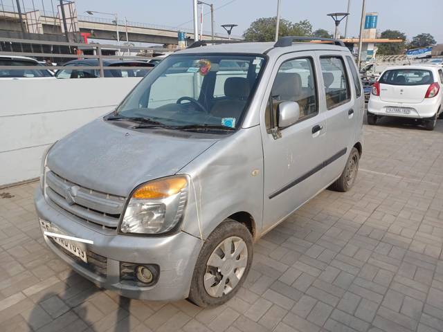 https://images10.gaadi.com/usedcar_image/4317585/original/processed_394f5f91-fa9a-4fd2-8aa5-da0540c3a0a7.jpg?imwidth=6400