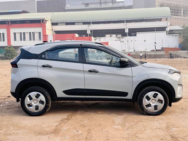 https://images10.gaadi.com/usedcar_image/4317586/original/736172ce3994b013c763c8e8e2da99db.jpeg?imwidth=6401