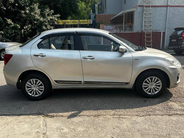 https://images10.gaadi.com/usedcar_image/4317603/original/processed_60b3b4e353a37be46405f22249d037b1.jpg?imwidth=6401