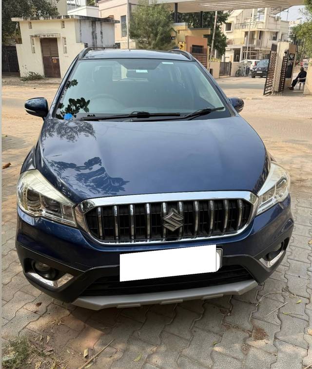 https://images10.gaadi.com/usedcar_image/4317649/original/processed_84ac4144-faaa-4e54-b9bf-870b8bbe120d.jpeg?imwidth=6400