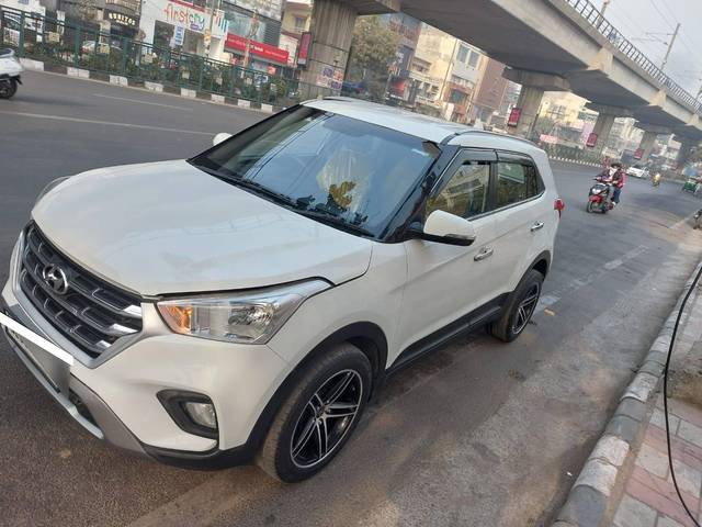 https://images10.gaadi.com/usedcar_image/4317673/original/processed_d164871ce46547d65e82f13362aea7f8.jpg?imwidth=6400