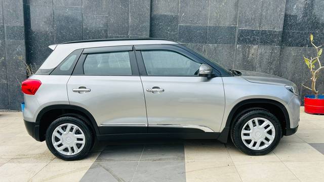 https://images10.gaadi.com/usedcar_image/4317687/original/a06be43a571696d72de5c52803047606.jpg?imwidth=6401