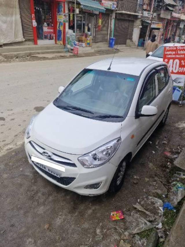 https://images10.gaadi.com/usedcar_image/4317703/original/processed_dc6bac2a-482d-48cb-b474-c3196b64b253.jpg?imwidth=6400