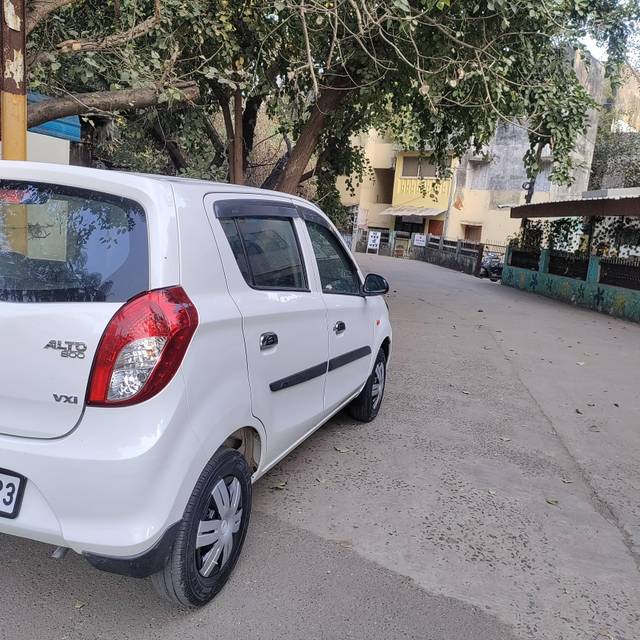 https://images10.gaadi.com/usedcar_image/4317707/original/processed_fcd4bbe2b101a712346ea021a3e94843.jpg?imwidth=6402