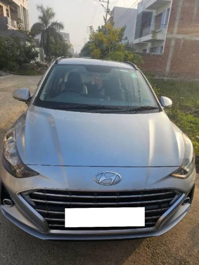 https://images10.gaadi.com/usedcar_image/4317752/original/processed_2c2b7a57-04ea-4012-9107-26db24953950.jpg?imwidth=6400