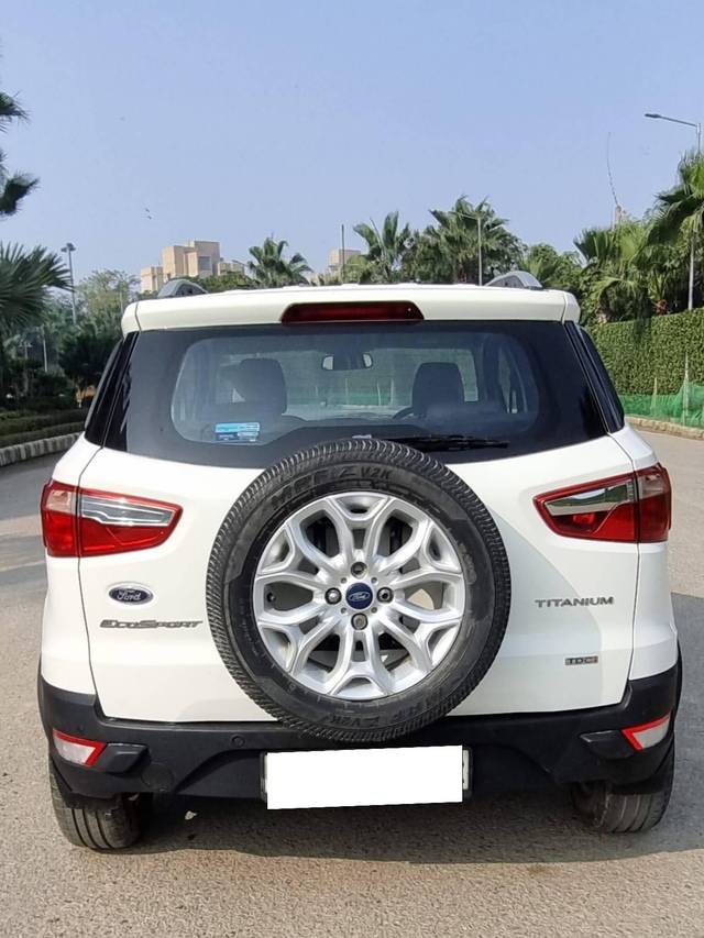 https://images10.gaadi.com/usedcar_image/4317857/original/processed_ef92982cd60b35423e8fcef7863176dc.jpg?imwidth=6402