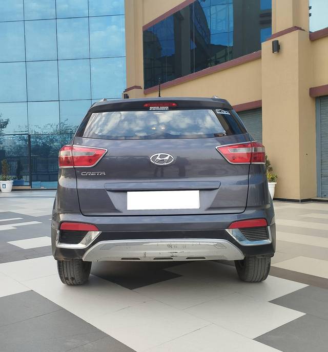 https://images10.gaadi.com/usedcar_image/4317890/original/processed_87e42374517ced7b7604bb5ed66896ec.jpg?imwidth=6401