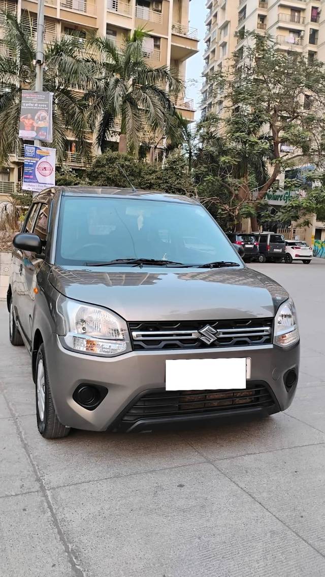 https://images10.gaadi.com/usedcar_image/4317926/original/processed_054d49a02da769631ee8baa687c87e05.jpg?imwidth=6400