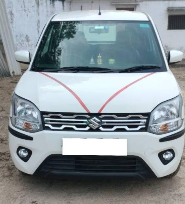 https://images10.gaadi.com/usedcar_image/4317942/original/processed_504fb93a-1a1e-471a-8340-766111b1ec34.jpg?imwidth=6400