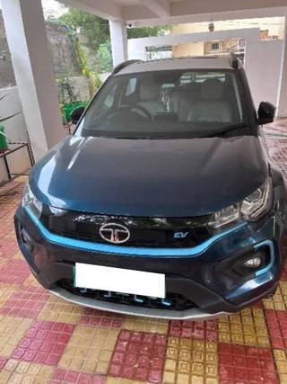 Tata Nexon EV Prime 2020-2023 Tata Nexon EV XZ Plus LUX