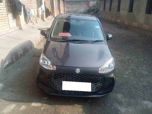 https://images10.gaadi.com/usedcar_image/4318044/original/processed_32b6f05e-90ec-42ce-89d1-d72244fcc988.jpg?imwidth=6402