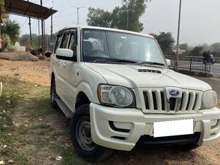 Mahindra Scorpio 2009-2014 Mahindra Scorpio 2.6 CRDe SLE