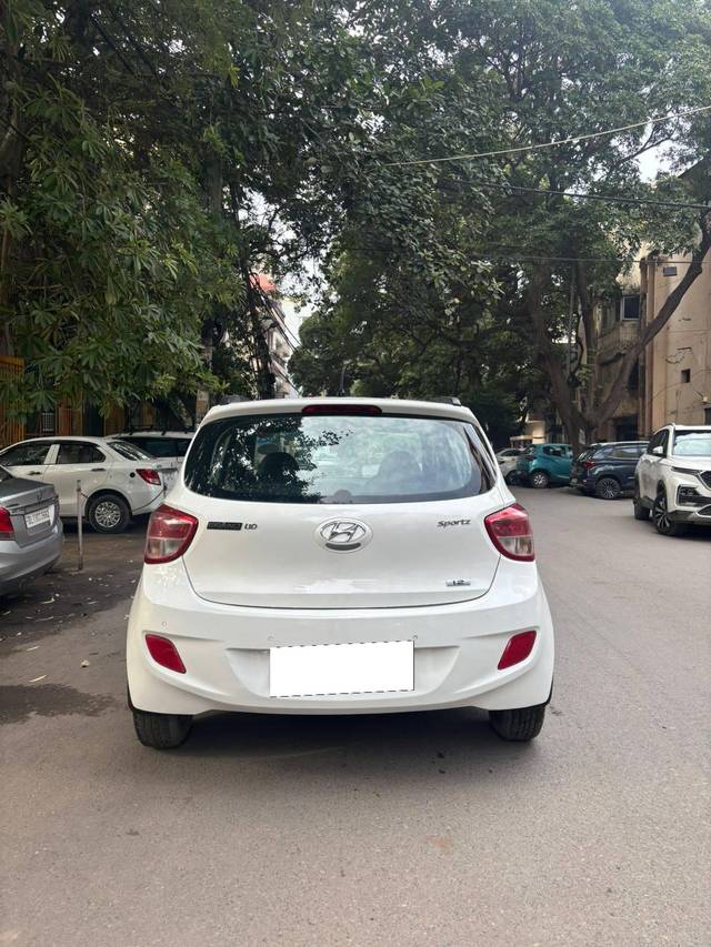 https://images10.gaadi.com/usedcar_image/4318189/original/processed_7d758e795b08b831144c1fdea288146e.jpg?imwidth=6401