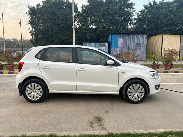 https://images10.gaadi.com/usedcar_image/4318354/original/f8d100afff7d9004aeecc81abb7d16d9.jpg?imwidth=6401