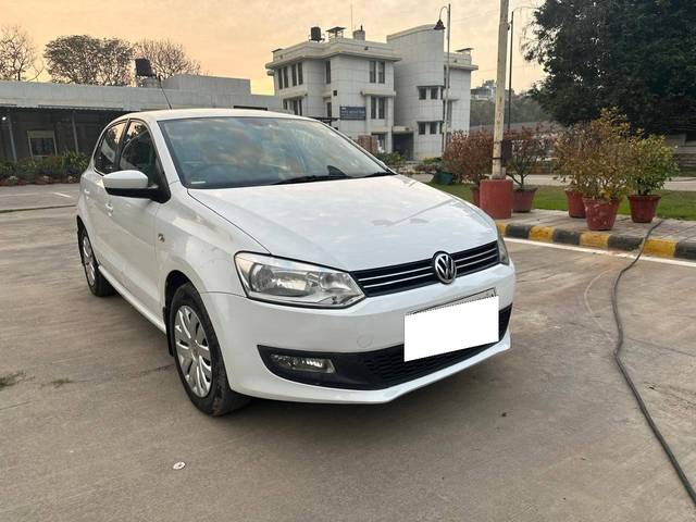 https://images10.gaadi.com/usedcar_image/4318354/original/processed_509d012b5502157fa65c424624eb4c40.jpg?imwidth=6400