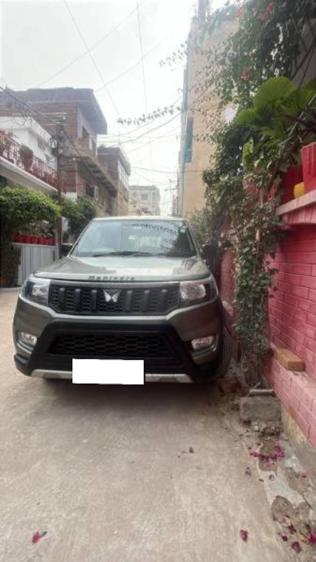 https://images10.gaadi.com/usedcar_image/4318403/original/processed_0221e8bf-7031-4403-ae6c-fac347880bb9.jpg?imwidth=6402