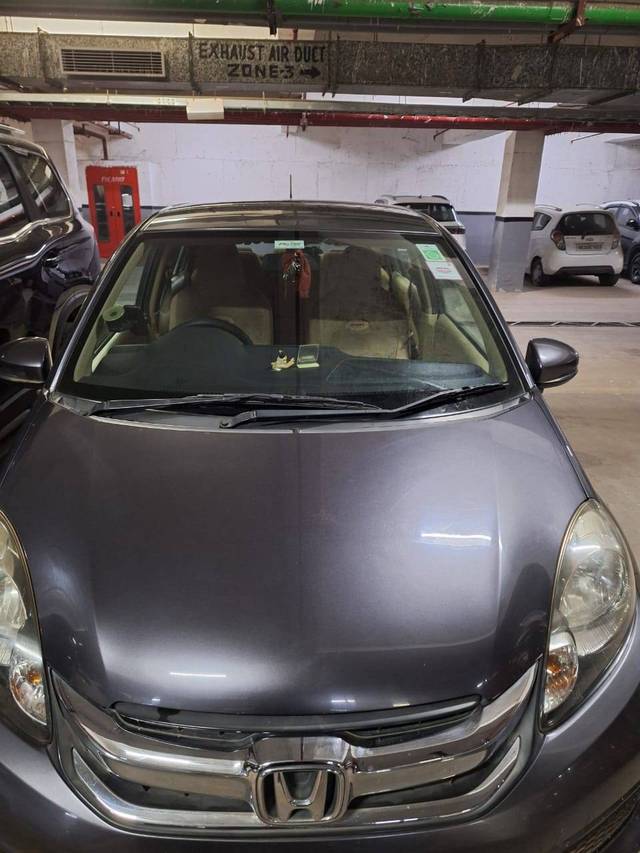 https://images10.gaadi.com/usedcar_image/4318485/original/5e6beda5f0d43aeae60ce2966318e9a3.jpg?imwidth=6401