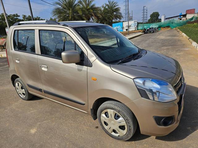 https://images10.gaadi.com/usedcar_image/4318580/original/processed_607970fa3c366d8bfe405d2f51c6c715.jpg?imwidth=6400