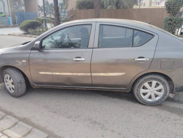 https://images10.gaadi.com/usedcar_image/4318616/original/ee4c930048bd3da1d3a23f61992fbd45.jpg?imwidth=6402