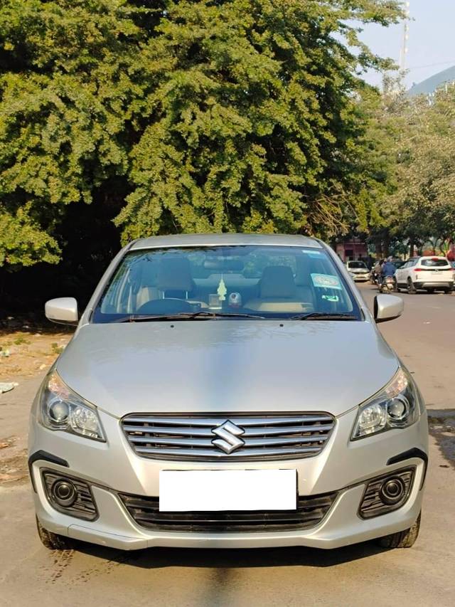 https://images10.gaadi.com/usedcar_image/4318625/original/processed_9a0919fb53831fe741536529936472ac.jpg?imwidth=6402