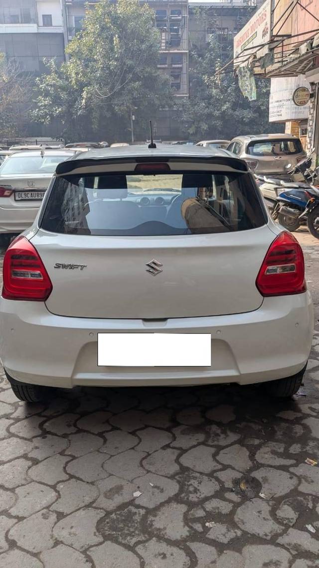 https://images10.gaadi.com/usedcar_image/4318636/original/processed_137c5ffb90e6395b47e90c7db7eef8f5.jpg?imwidth=6401