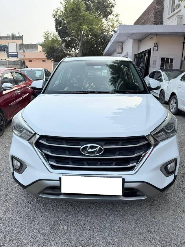 https://images10.gaadi.com/usedcar_image/4318643/original/processed_484f4720d3765763fd705ac1b902820e.jpg?imwidth=6400