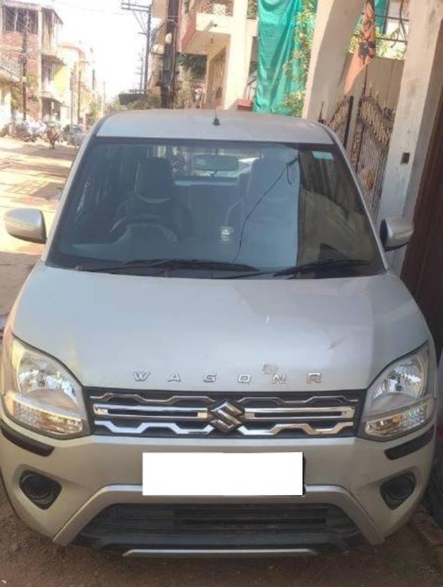 https://images10.gaadi.com/usedcar_image/4318653/original/processed_057072ce-3967-439c-b8ca-e8451487c6d0.jpg?imwidth=6400