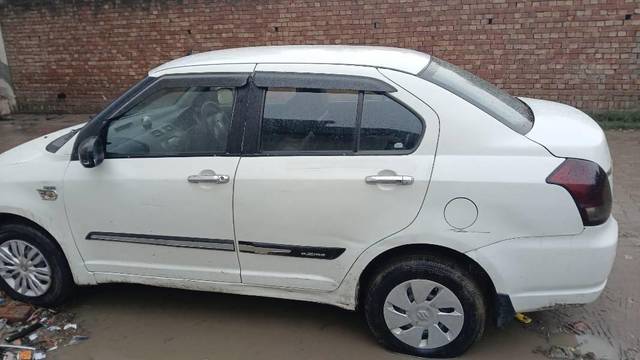 https://images10.gaadi.com/usedcar_image/4318654/original/processed_70e91ecc-7be7-4dca-b753-6dd2e677da14.jpg?imwidth=6402