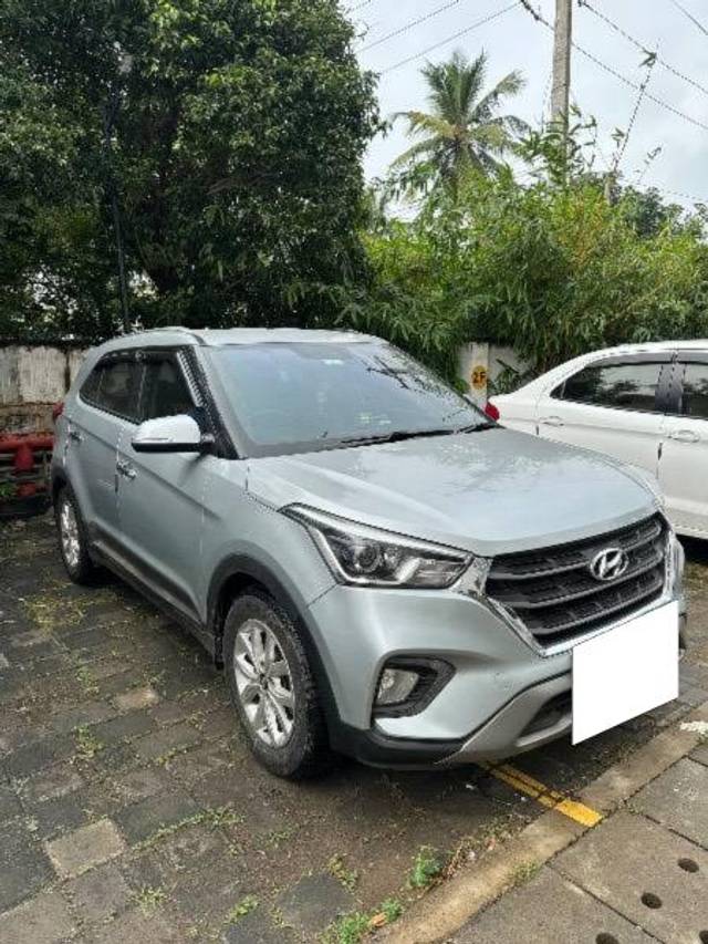 https://images10.gaadi.com/usedcar_image/4318690/original/processed_f3f16801-8b80-42d1-bade-61e6f3b0dfd0.jpeg?imwidth=6400