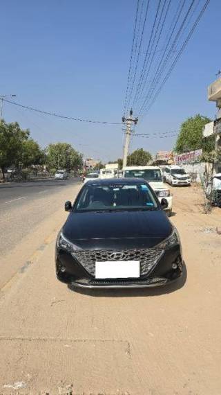 Hyundai Verna 2020-2023 Hyundai Verna SX