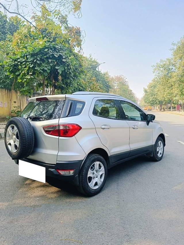 https://images10.gaadi.com/usedcar_image/4318774/original/processed_79590b8dccdea57f59916ef211f0bb79.jpg?imwidth=6401