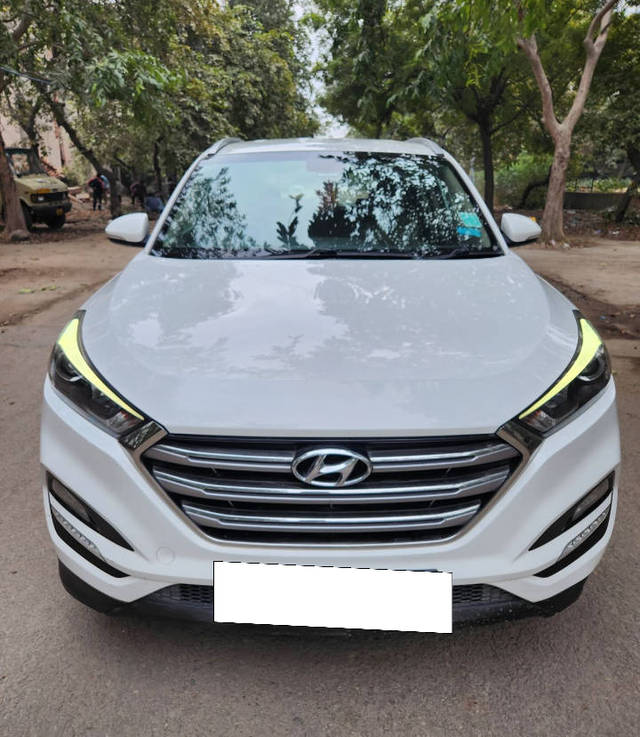 https://images10.gaadi.com/usedcar_image/4318791/original/processed_88217e1dbfd835b857baedae9a8c3bc9.png?imwidth=6402