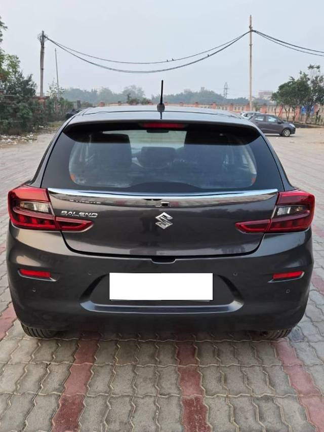 https://images10.gaadi.com/usedcar_image/4318832/original/processed_f47b09193289d480679e81a6d6d95100.jpg?imwidth=6402