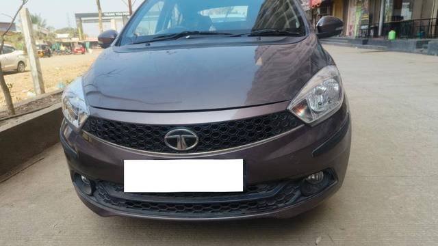 https://images10.gaadi.com/usedcar_image/4318901/original/0d3cecacd8c511e47f001c379112b9a1.jpg?imwidth=6400