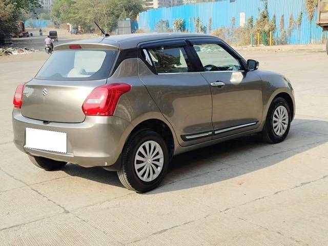 https://images10.gaadi.com/usedcar_image/4318946/original/processed_9dce96ca252063e32bf2f974630d0411.jpg?imwidth=6402